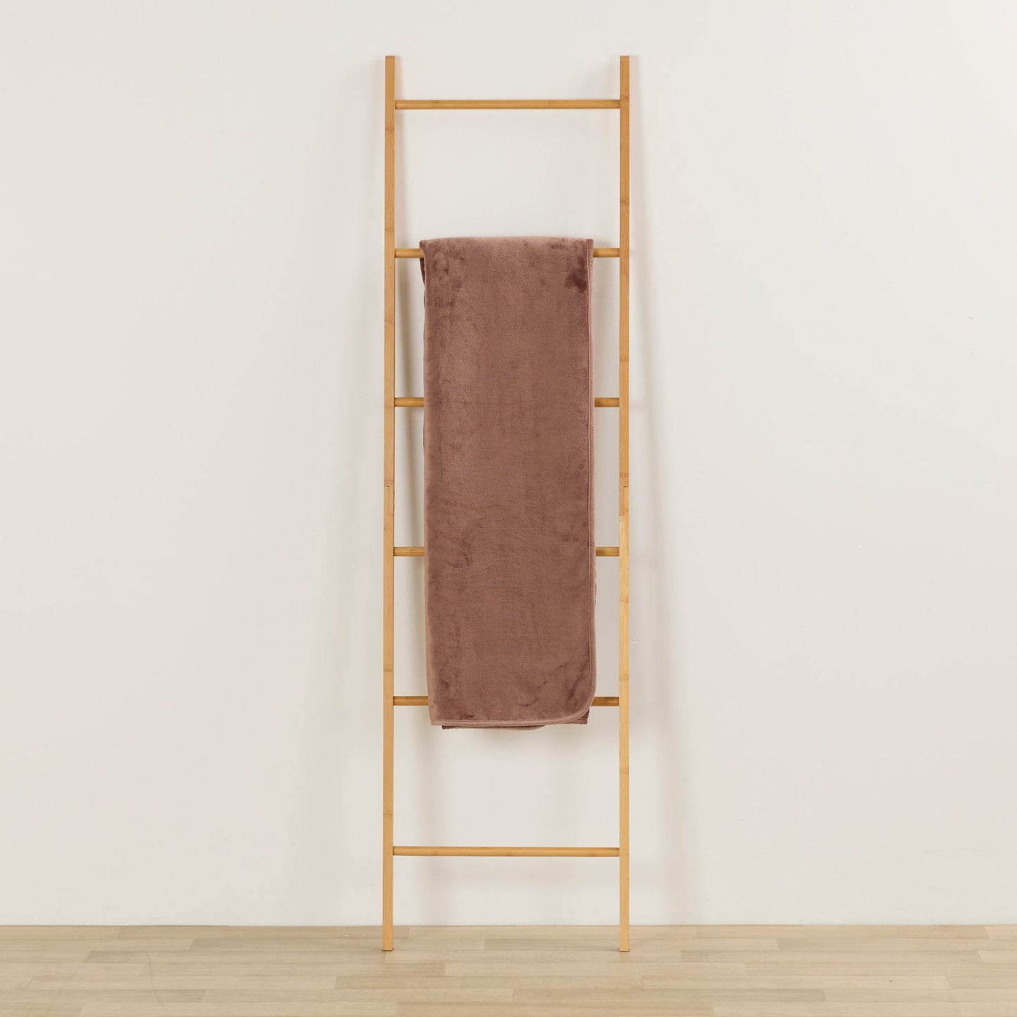 Holsten Throw - Port